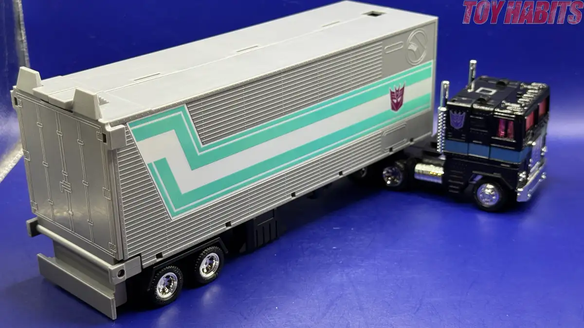 Nemesis Prime C 01N Transformers Missing Link Review 9