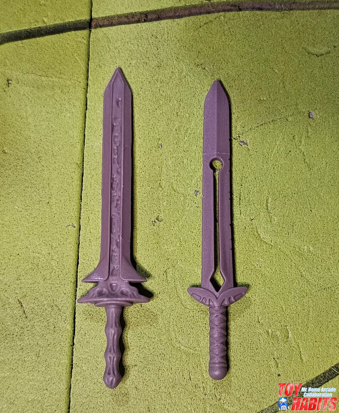 Skel Knight MOTU Origins Movie Deluxe Figure In Hand Images 4