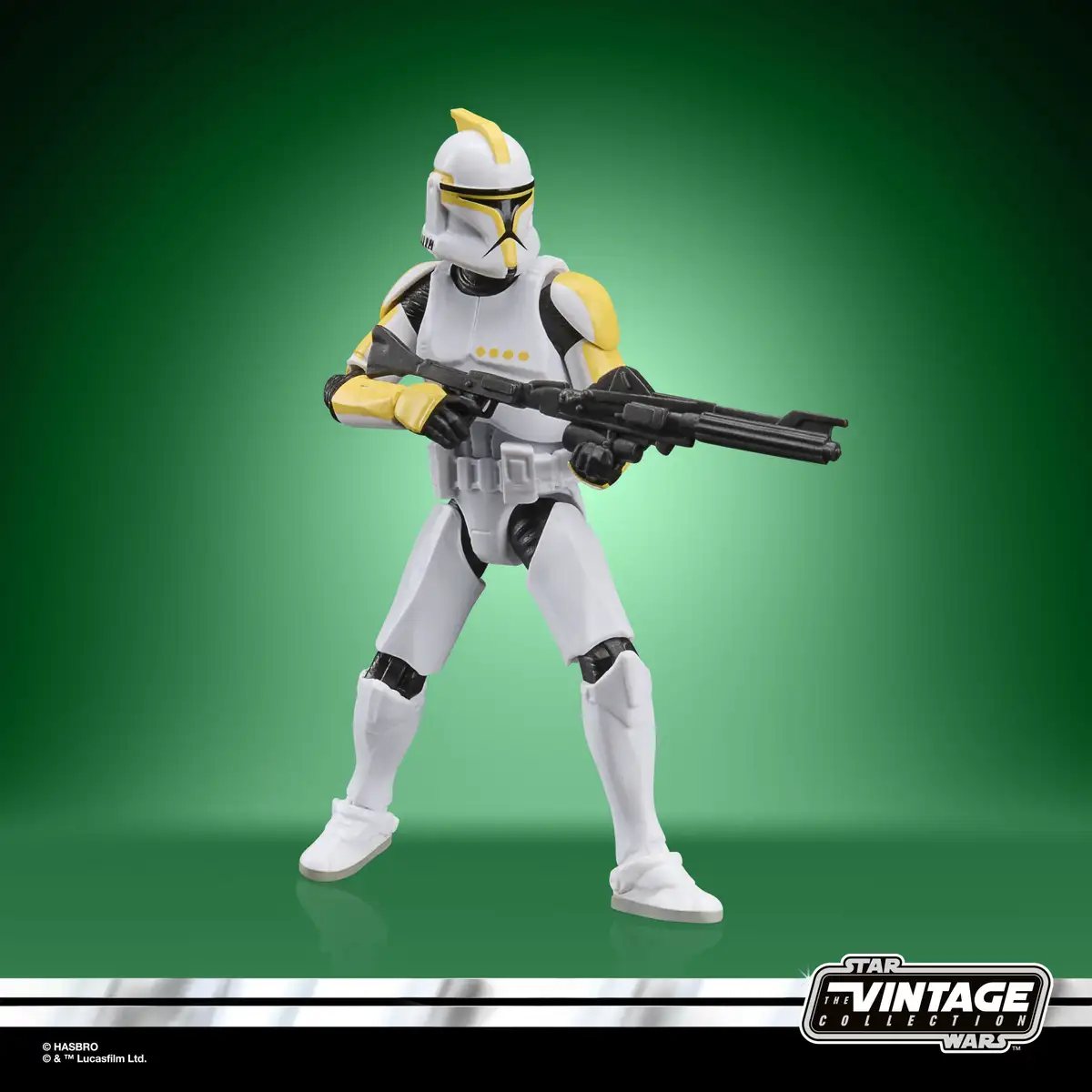 Star Wars  The Vintage Collection Clone Trooper Commander (Attack of the Clones) Action Figure 05
