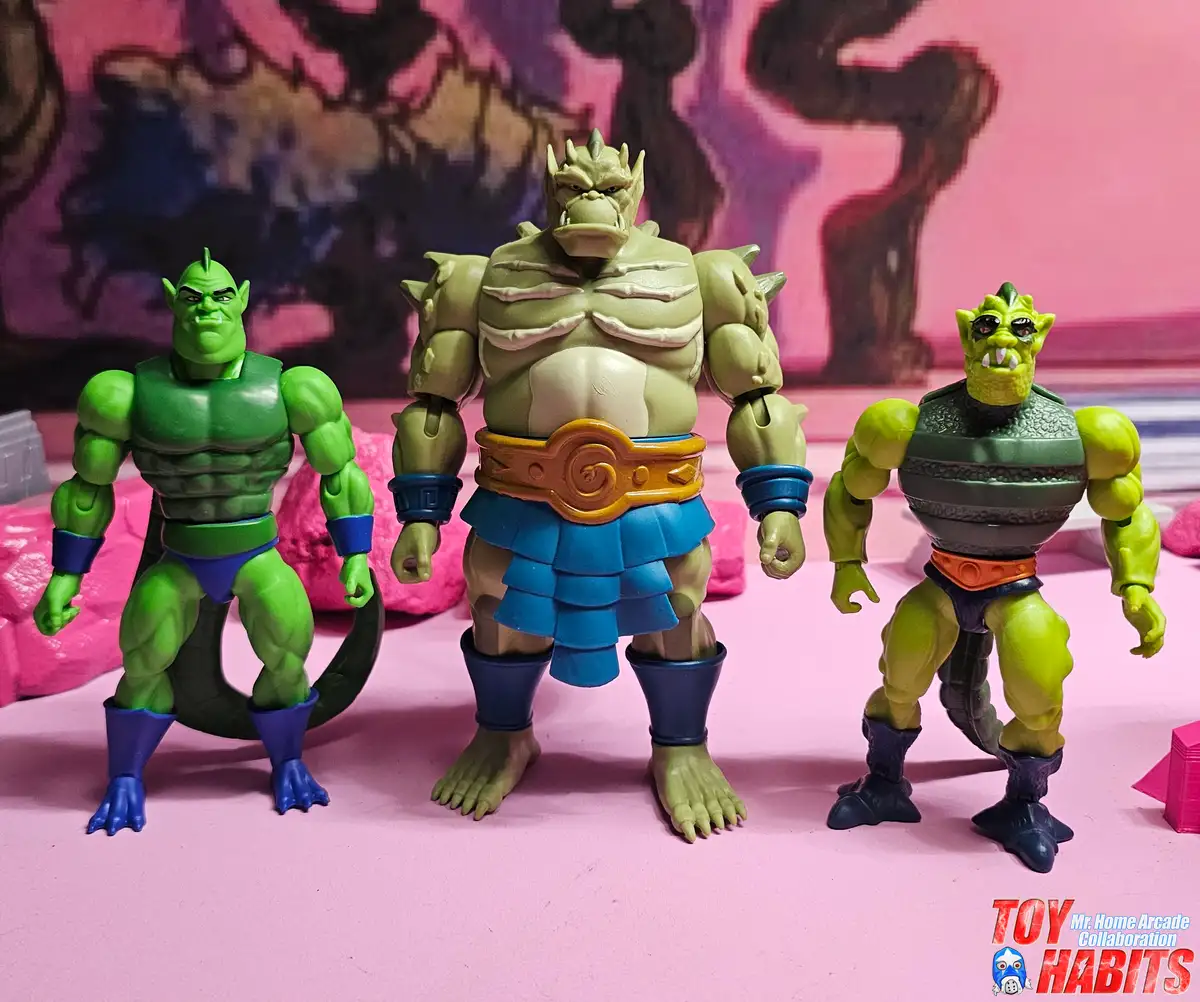 Whiplash 200x MOTU Origins Deluxe In Hand Images 16