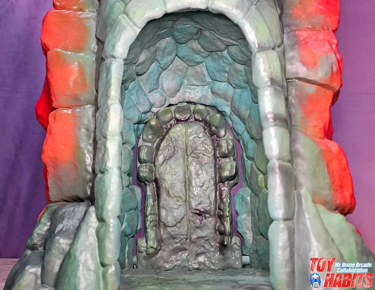 Underworld Door The Great Wars In Hand Images 3