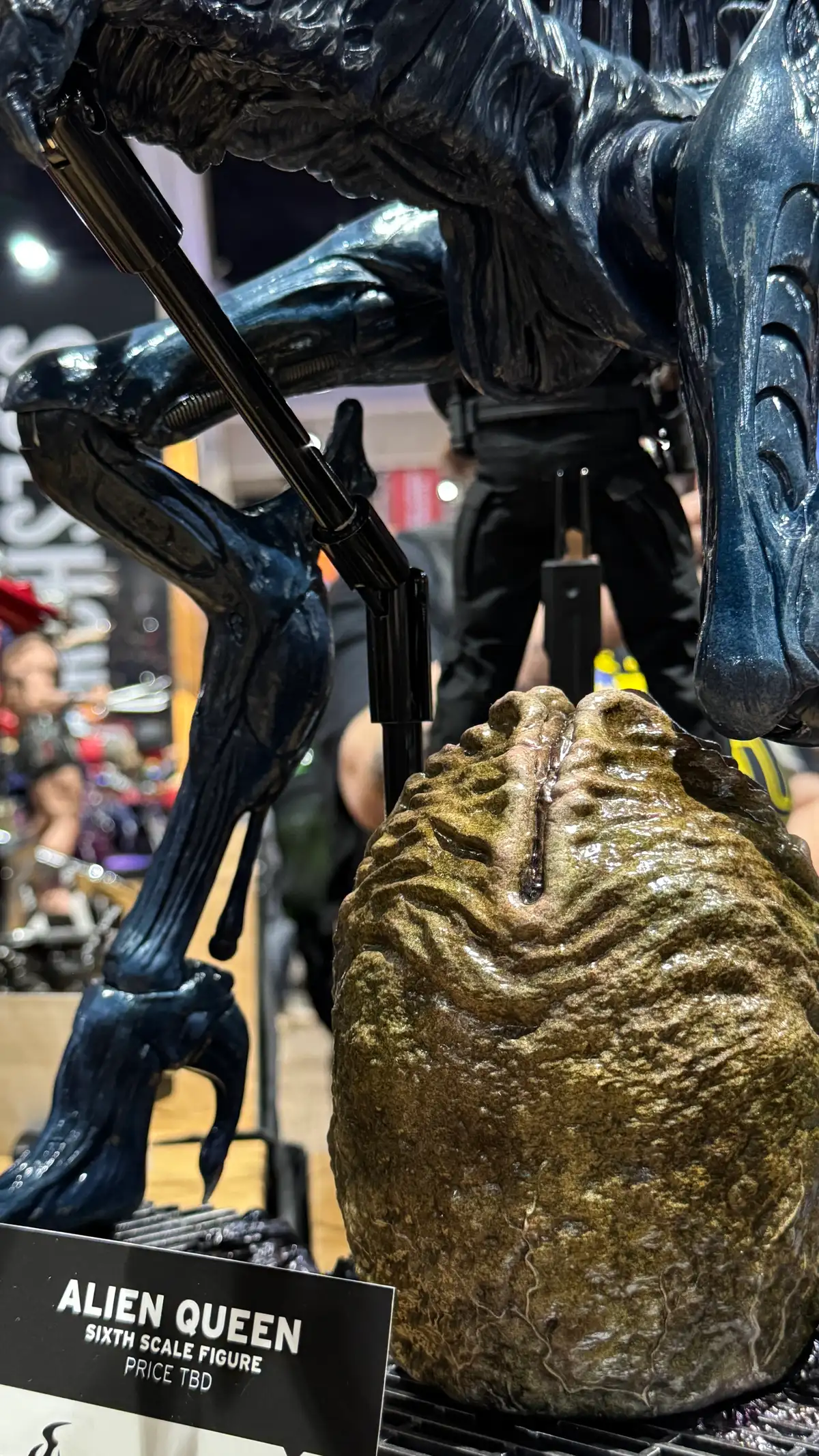 Aliens 40th Anniversary Hot Toys SDCC 2026 Booth Images 33