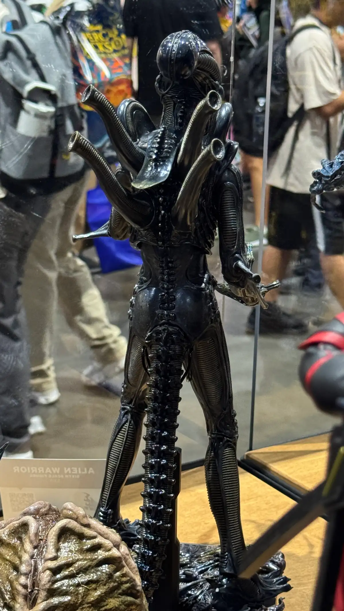 Aliens 40th Anniversary Hot Toys SDCC 2026 Booth Images 8