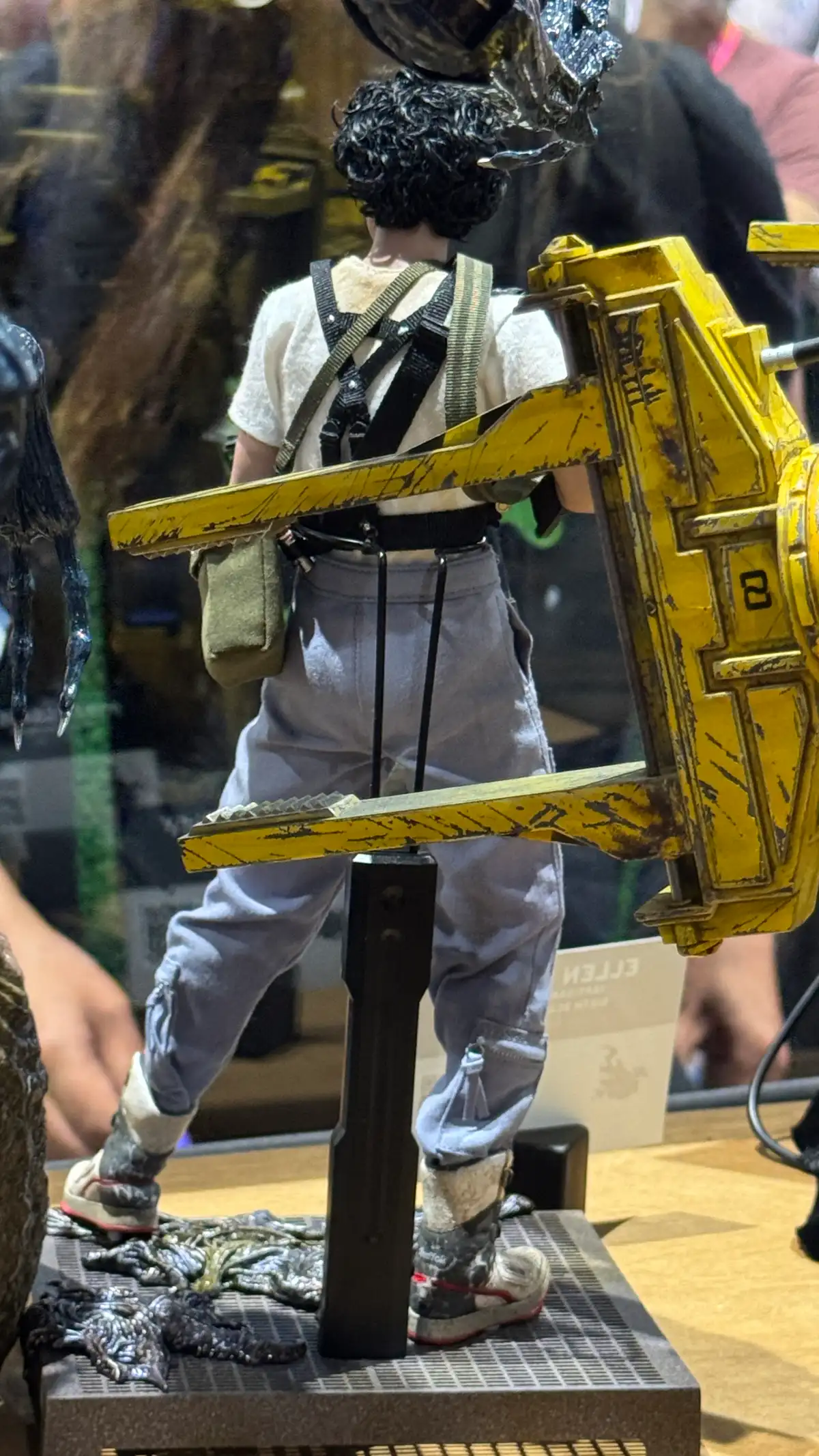 Aliens 40th Anniversary Hot Toys SDCC 2026 Booth Images 9