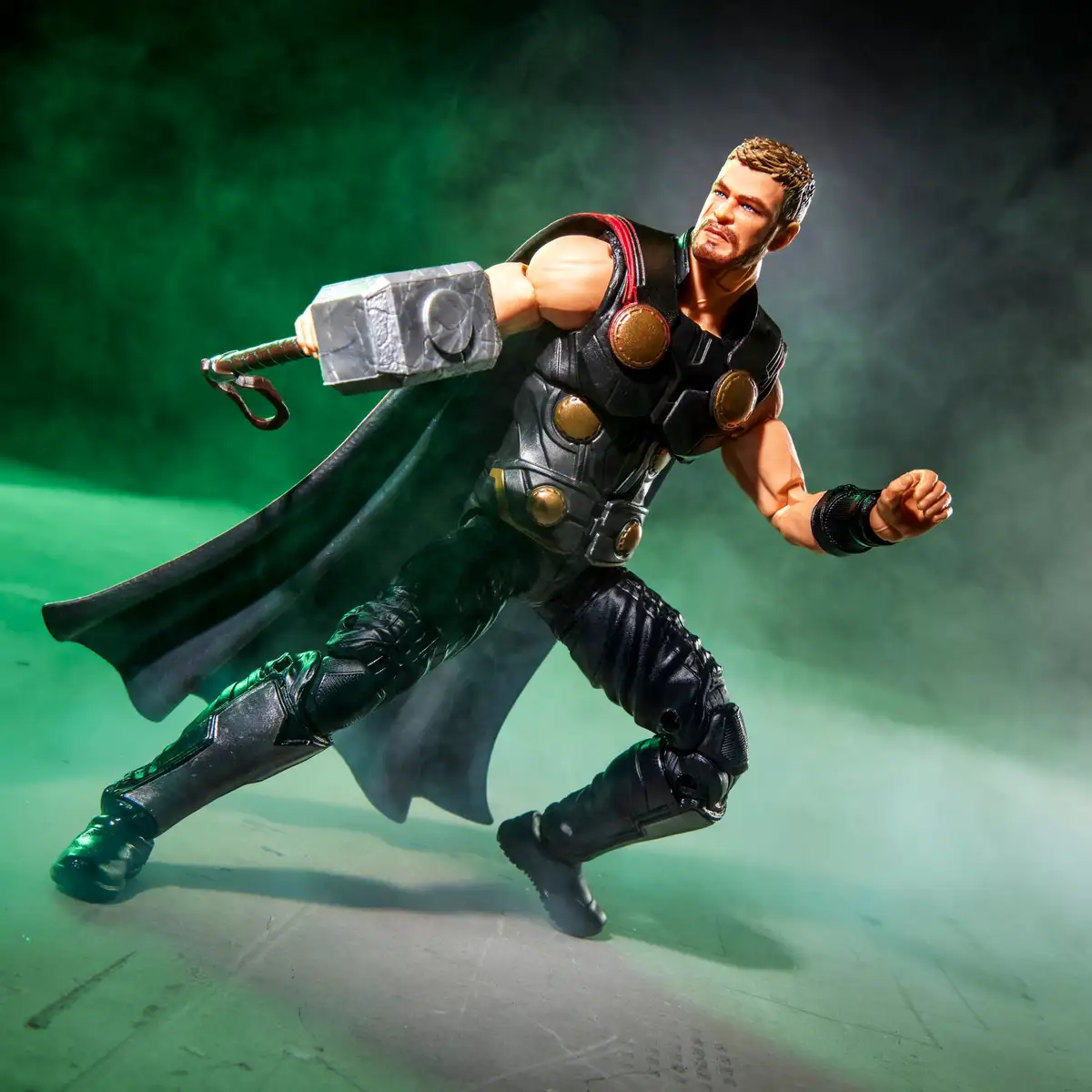 Avengers  Doomsday Marvel Legends Thor Action Figure 06