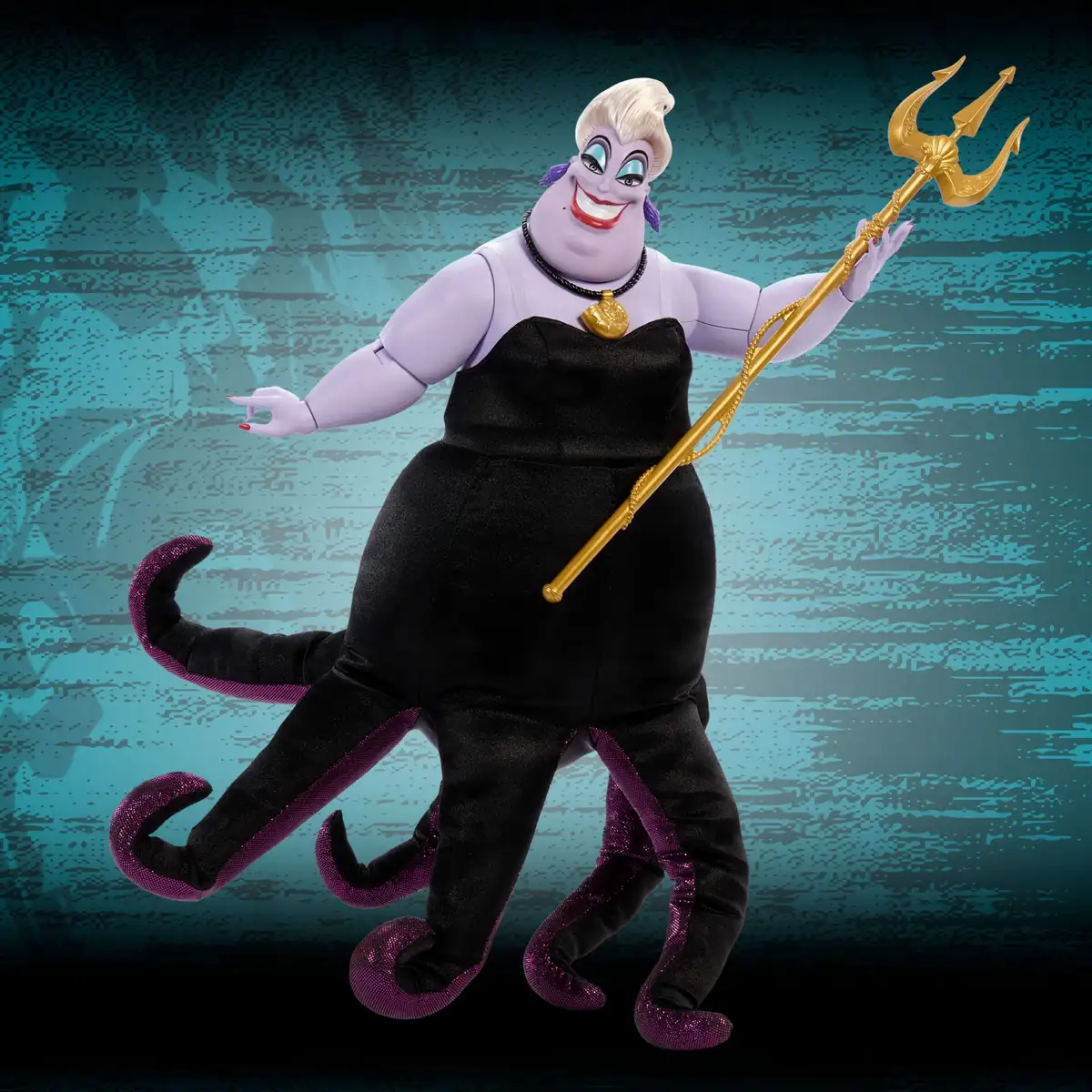 Disney Collector Ursula Collectible Villains Fashion Doll in Signature Look with 1 Accessory 02