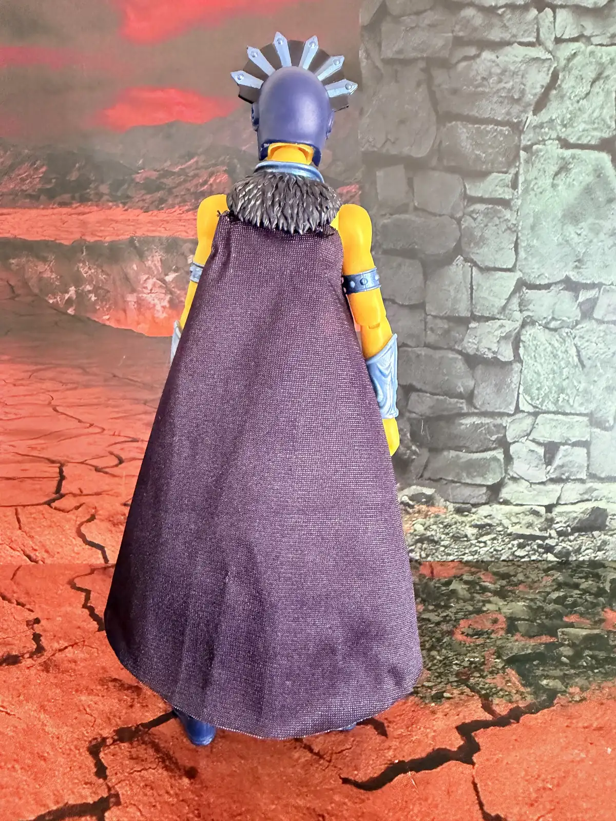 Evil Lyn Masterverse Vintage Collection In Hand 4