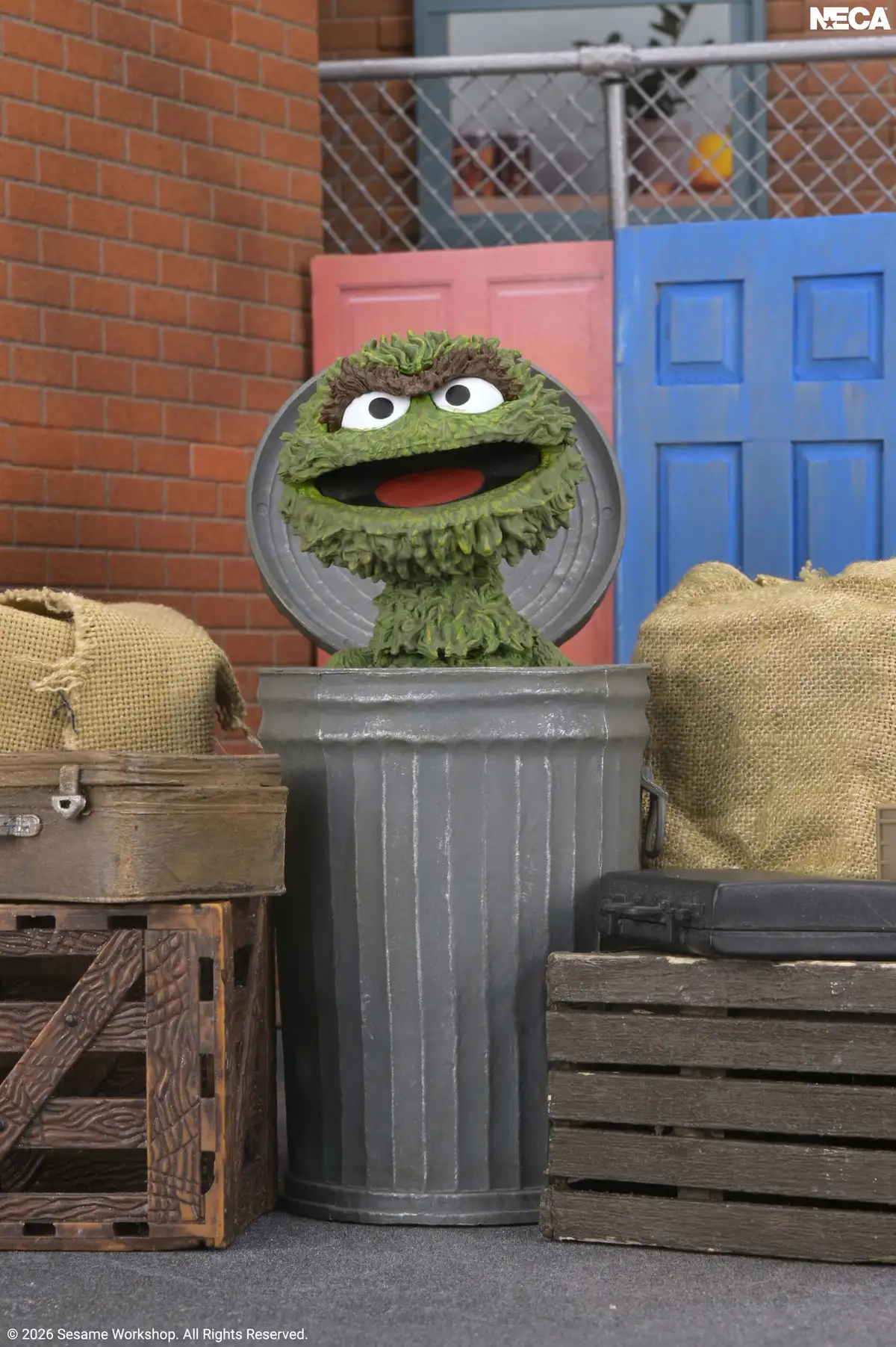 Sesame Street Ultimate Oscar the Grouch Action Figure 05