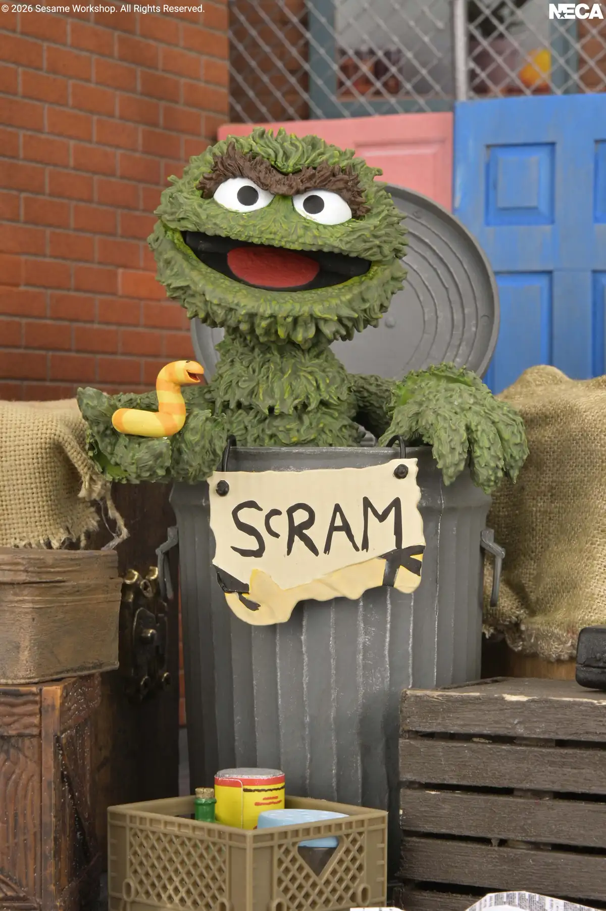 Sesame Street Ultimate Oscar the Grouch Action Figure 08