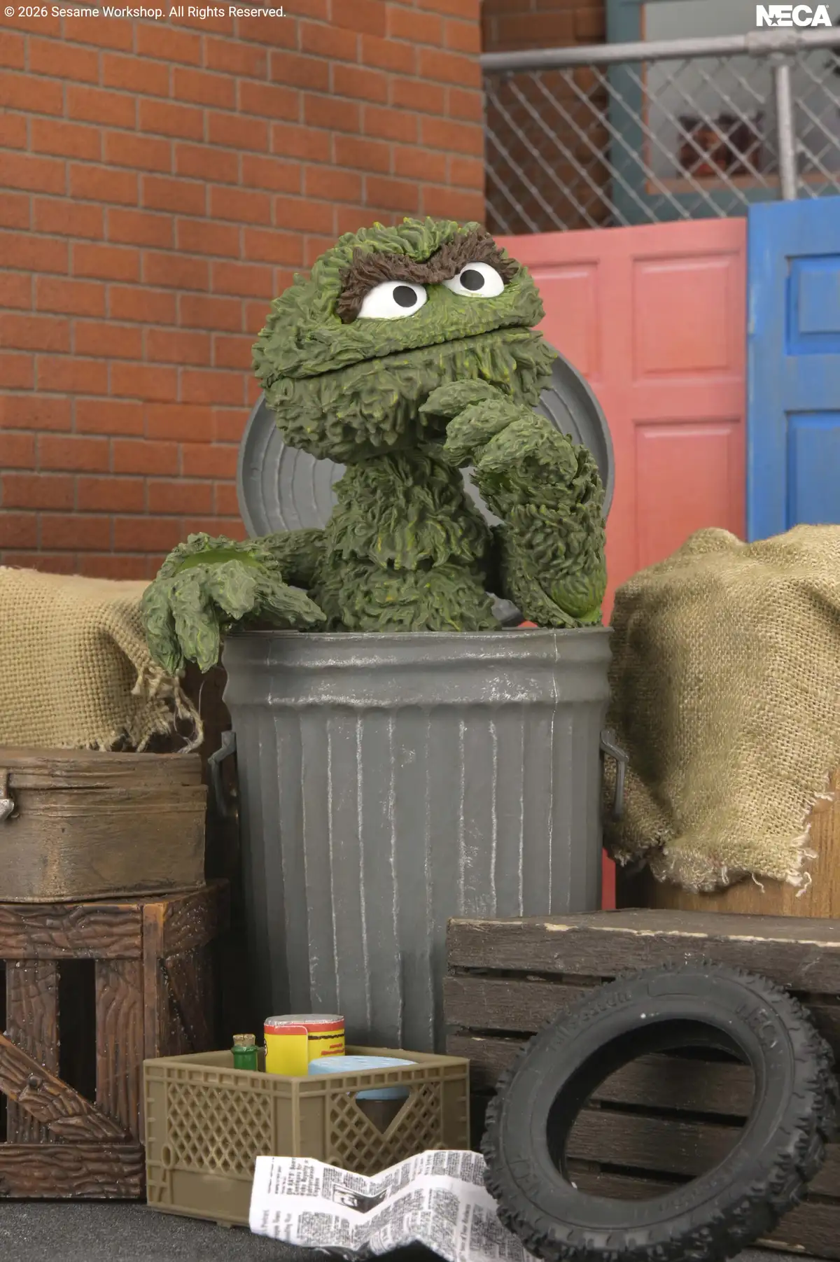 Sesame Street Ultimate Oscar the Grouch Action Figure 09