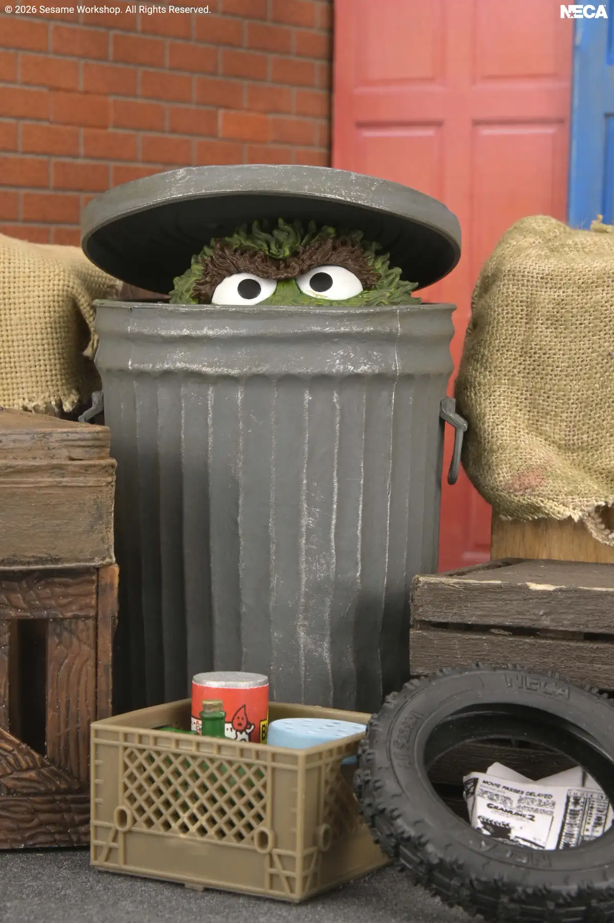 Sesame Street Ultimate Oscar the Grouch Action Figure 12