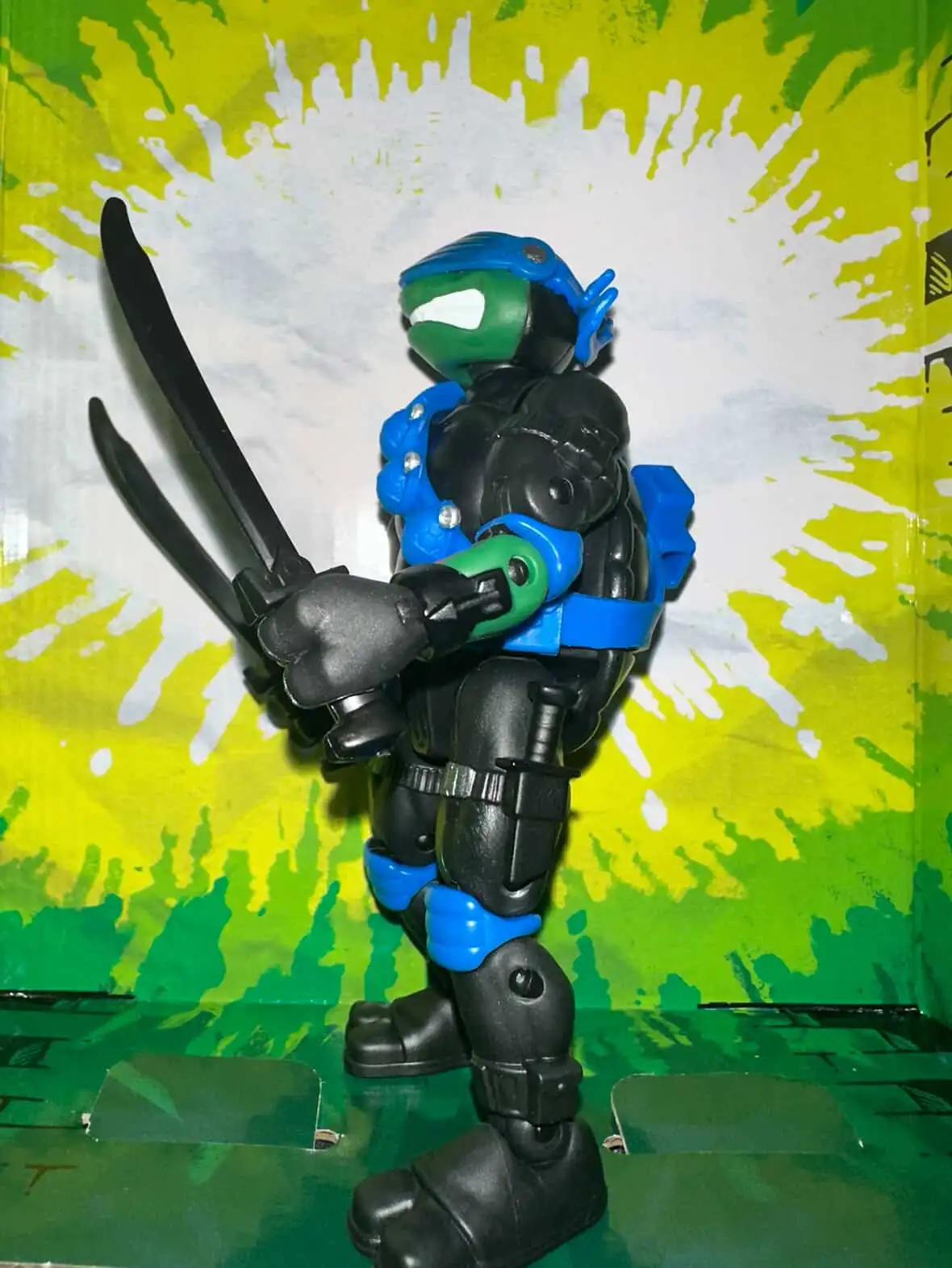Snake Eyes Leo TMNT X GI Joe Wave 1 In Hand 3