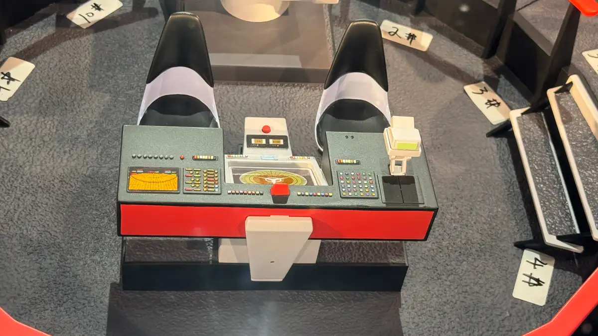 Star Trek Bridge Tenth Scale Buildable Sectional Nacelle SDCC 2026 Reveal 4