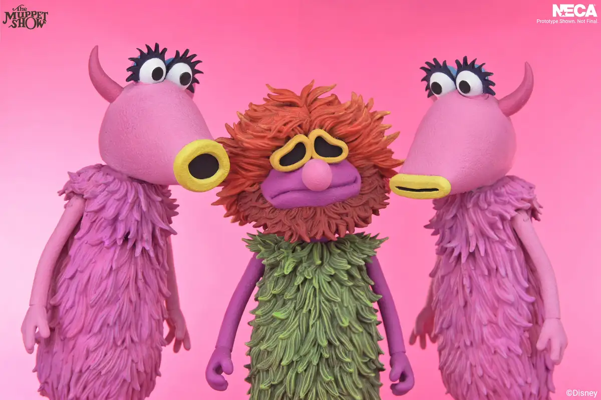 The Muppet Show Ultimate Mahna Mahna and the Snowths Action Figure Three Pack 06