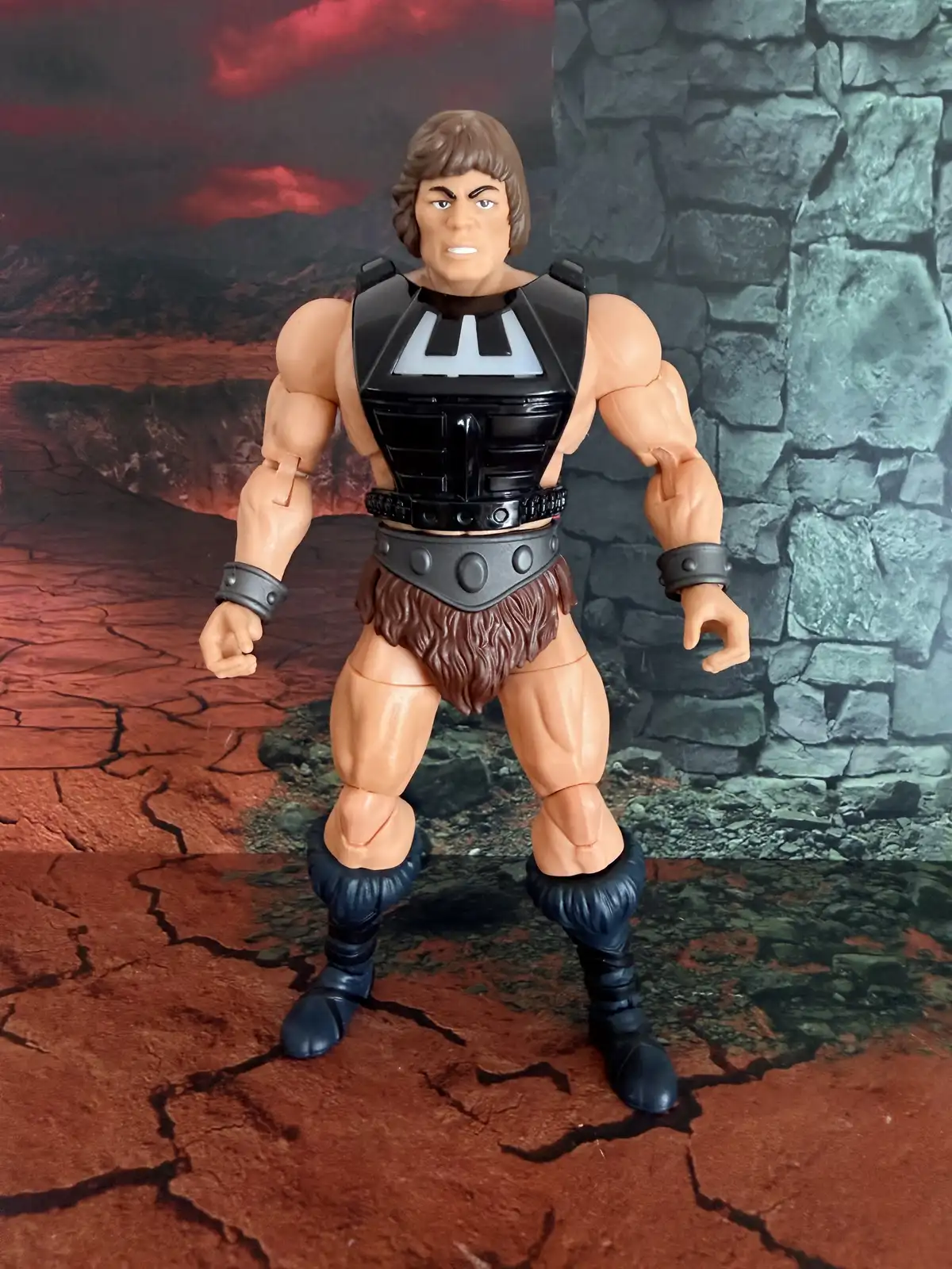 Wundar Masterverse Vintage Collection In Hand 8