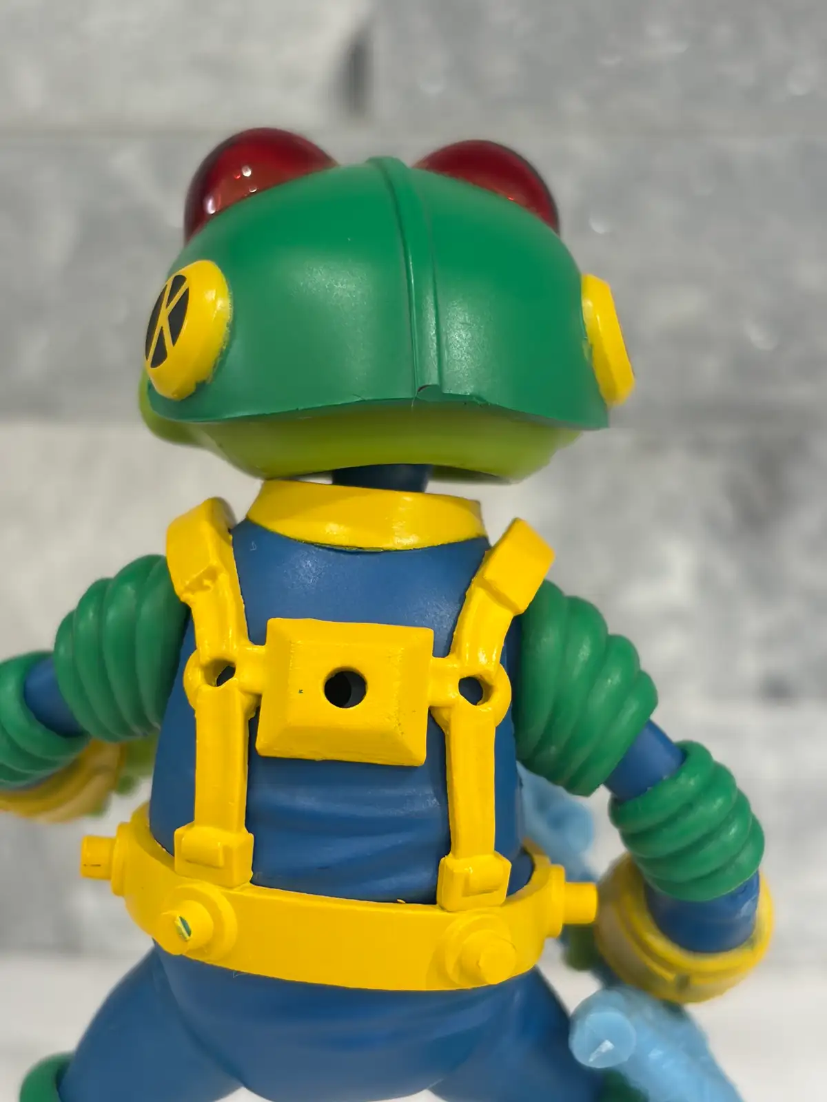 Bucky O'Hare Aniverse Storm Toad Trooper IH 20