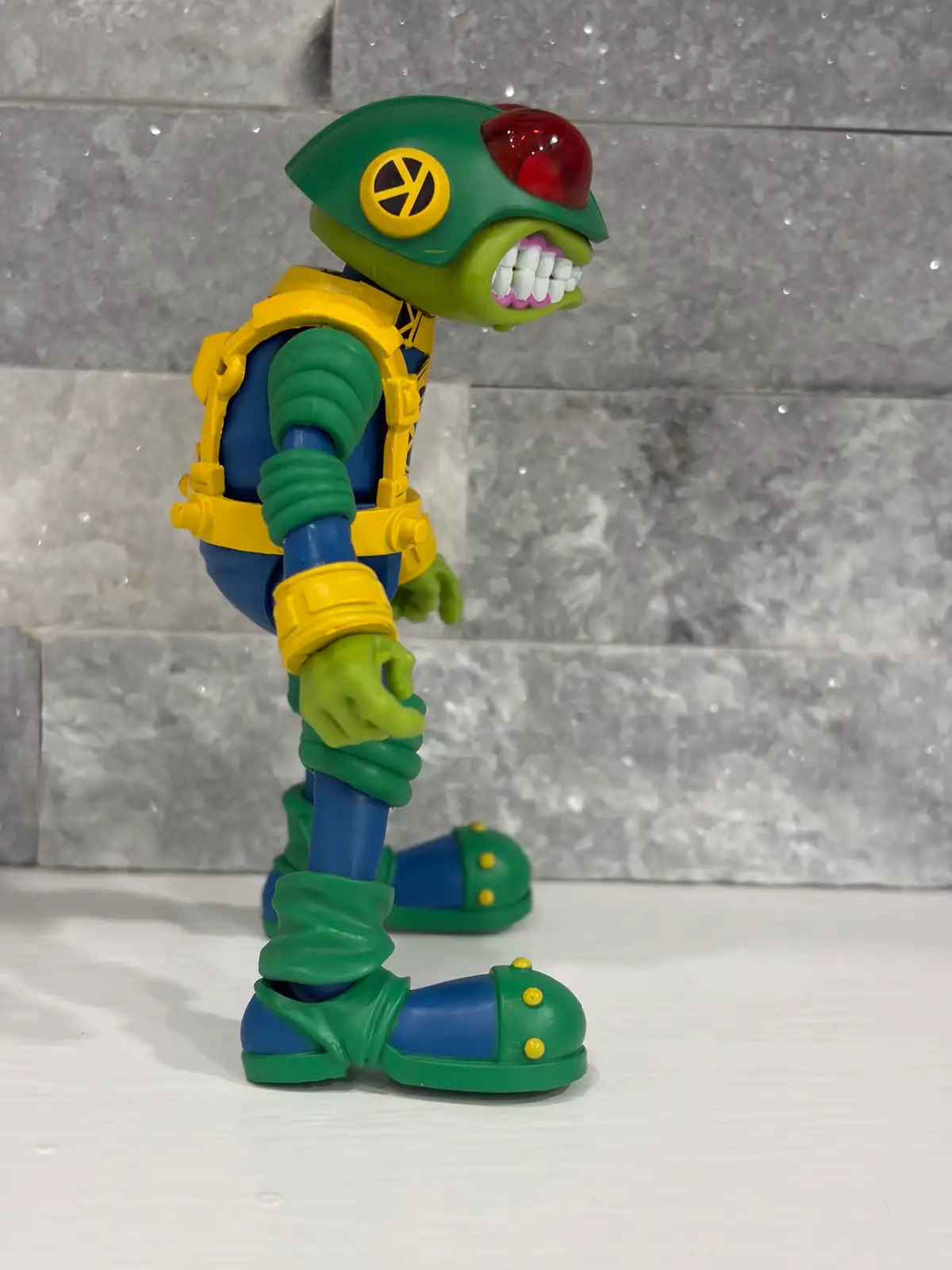 Bucky O'Hare Aniverse Storm Toad Trooper IH 5