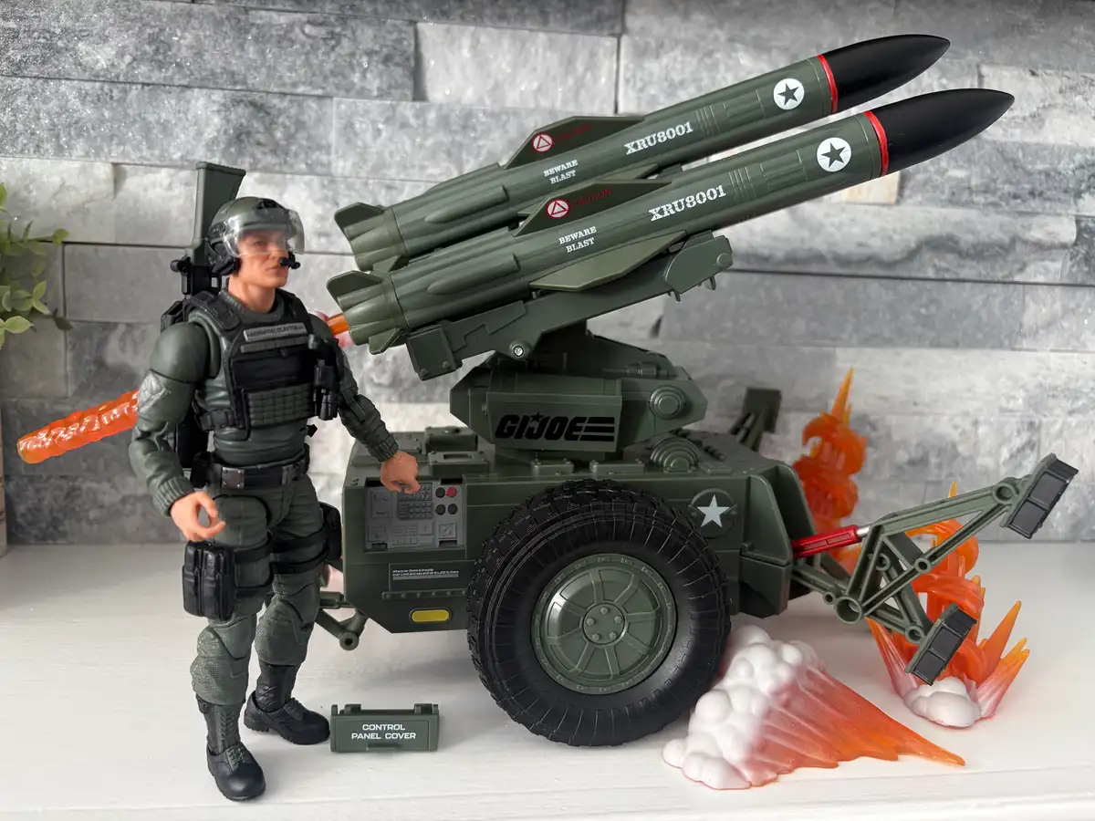 GI Joe Classified Series MMS with Hawk IH 20