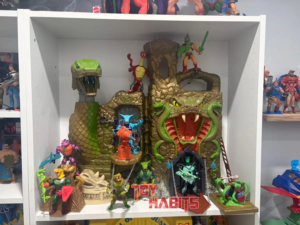 MOTU Origins Snake Lair Playset TS IH 13