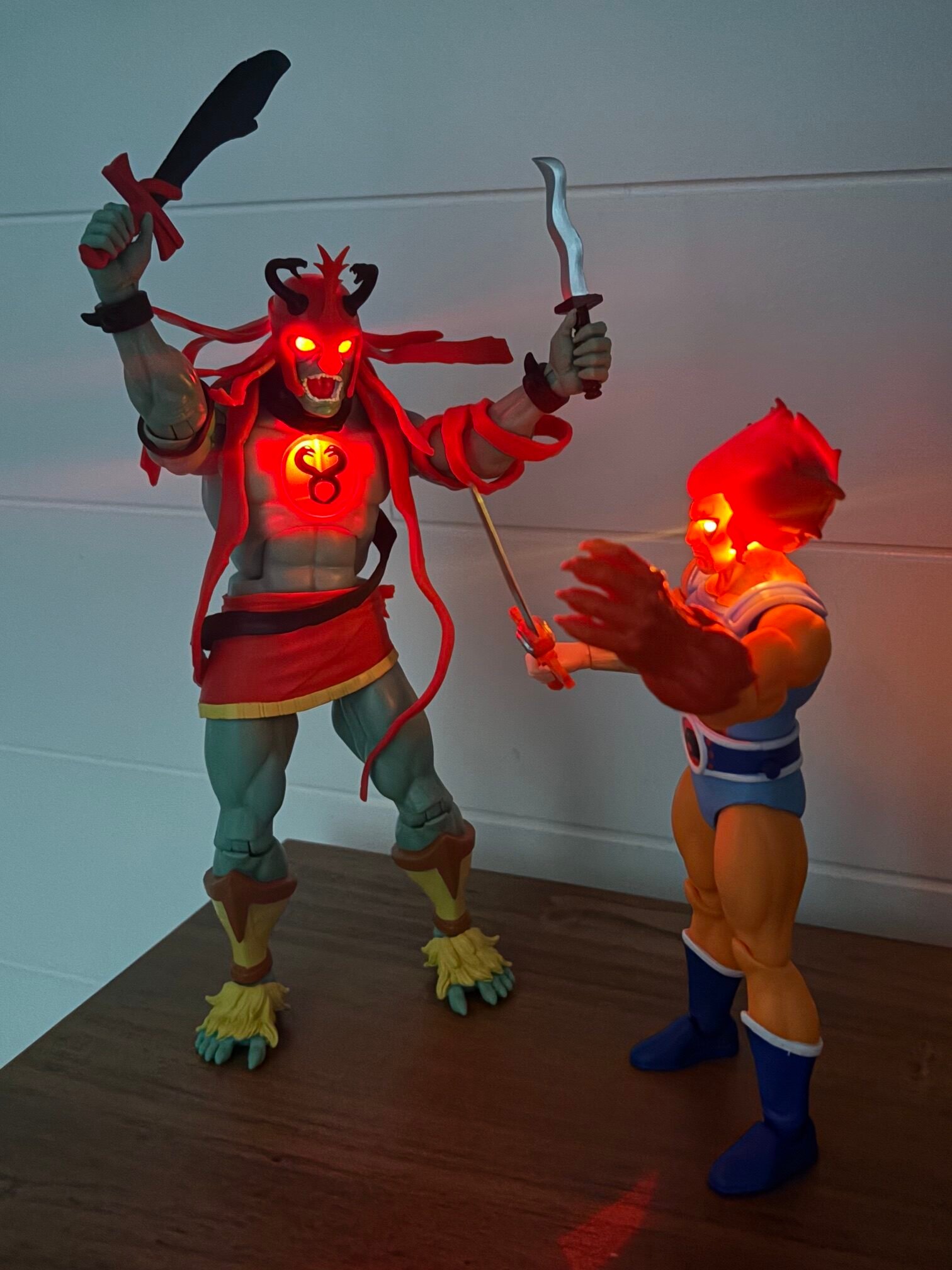 Super7 ULTIMATES Lion O Light Up Eyes Retro Cardback Toy Color SDCC 2026 Exclusive IH 1