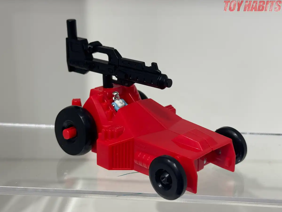 Delta Magnus C 11 Transformers Missing Link Review 29