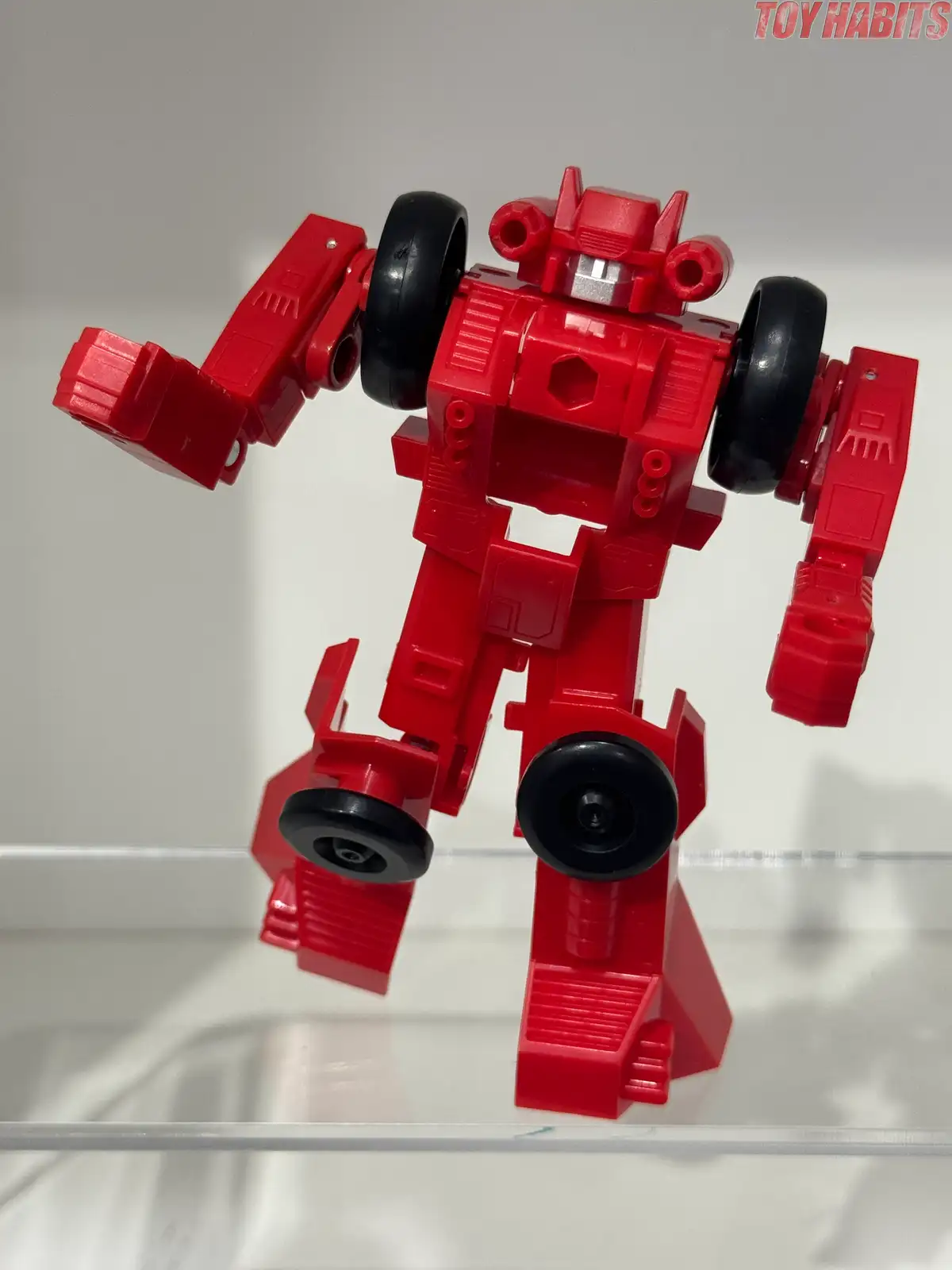 Delta Magnus C 11 Transformers Missing Link Review 30