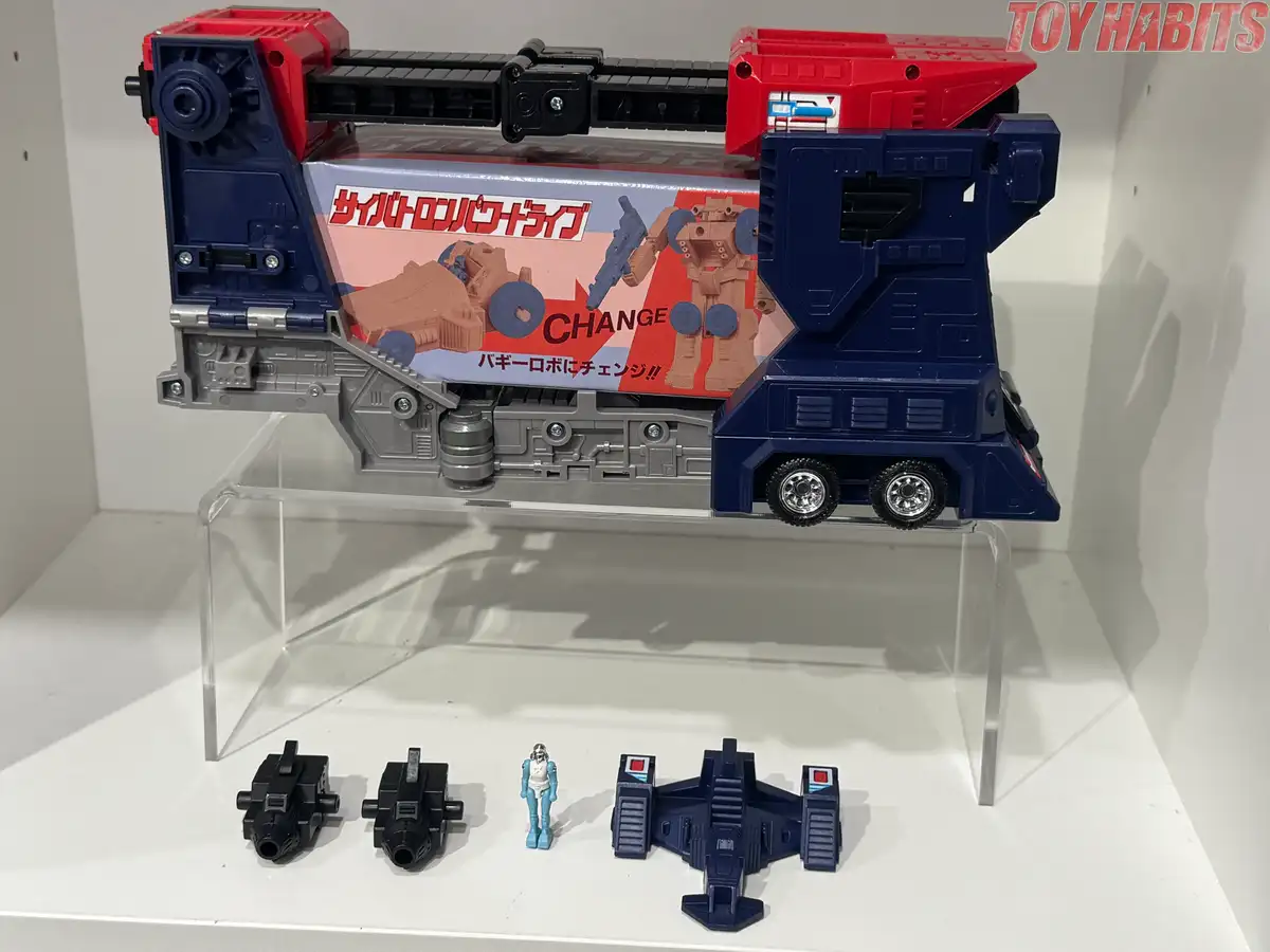 Delta Magnus C 11 Transformers Missing Link Review 7