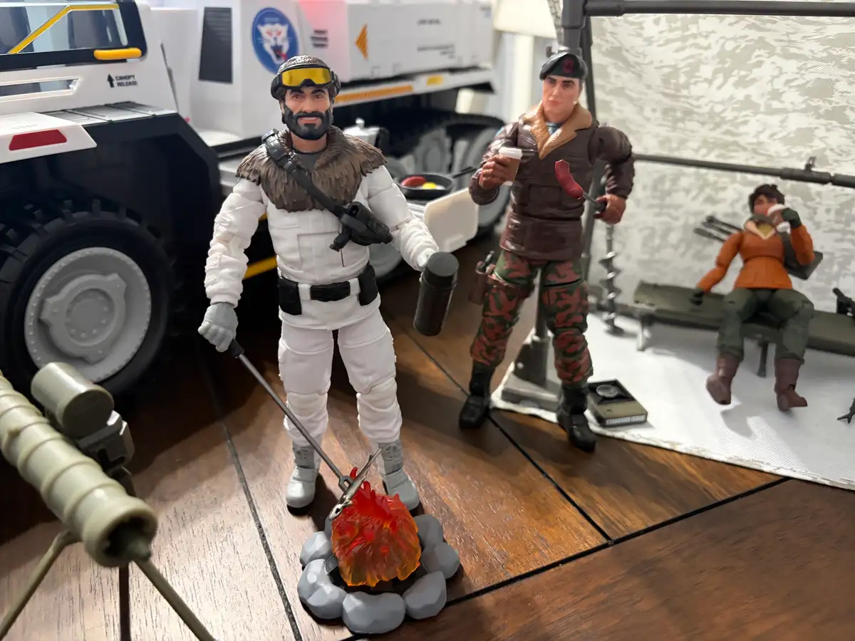 GI Joe Classified Series Haslab Snow Cat IH TS 14