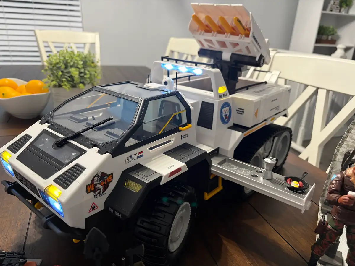 GI Joe Classified Series Haslab Snow Cat IH TS 19
