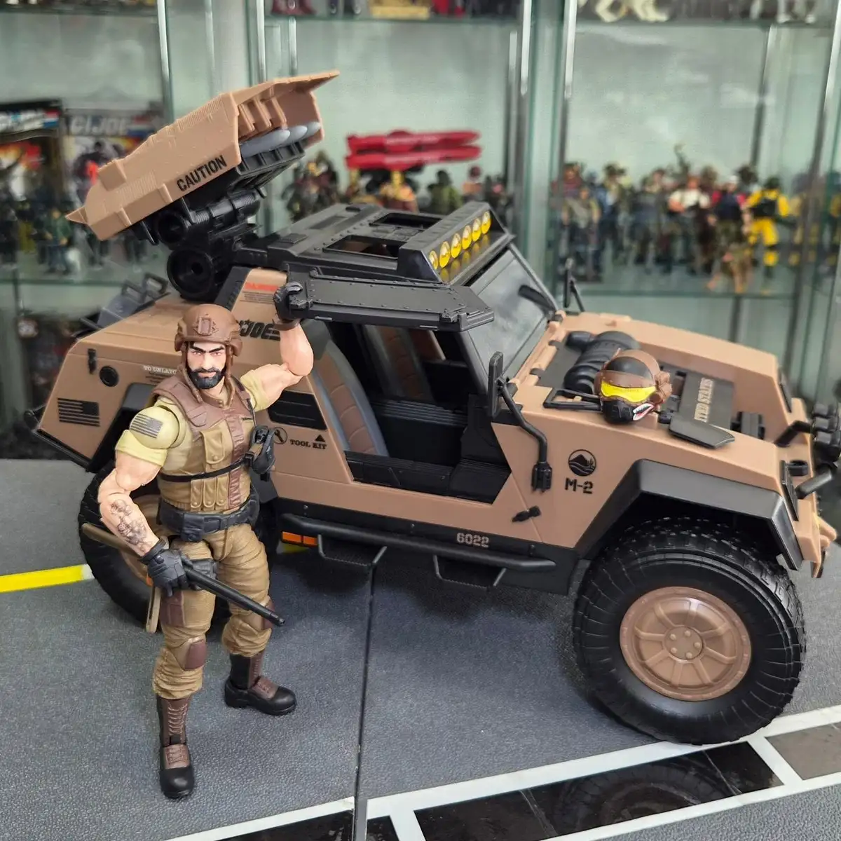 GI Joe Classified Series Vamp Mark II & Clutch IH 18