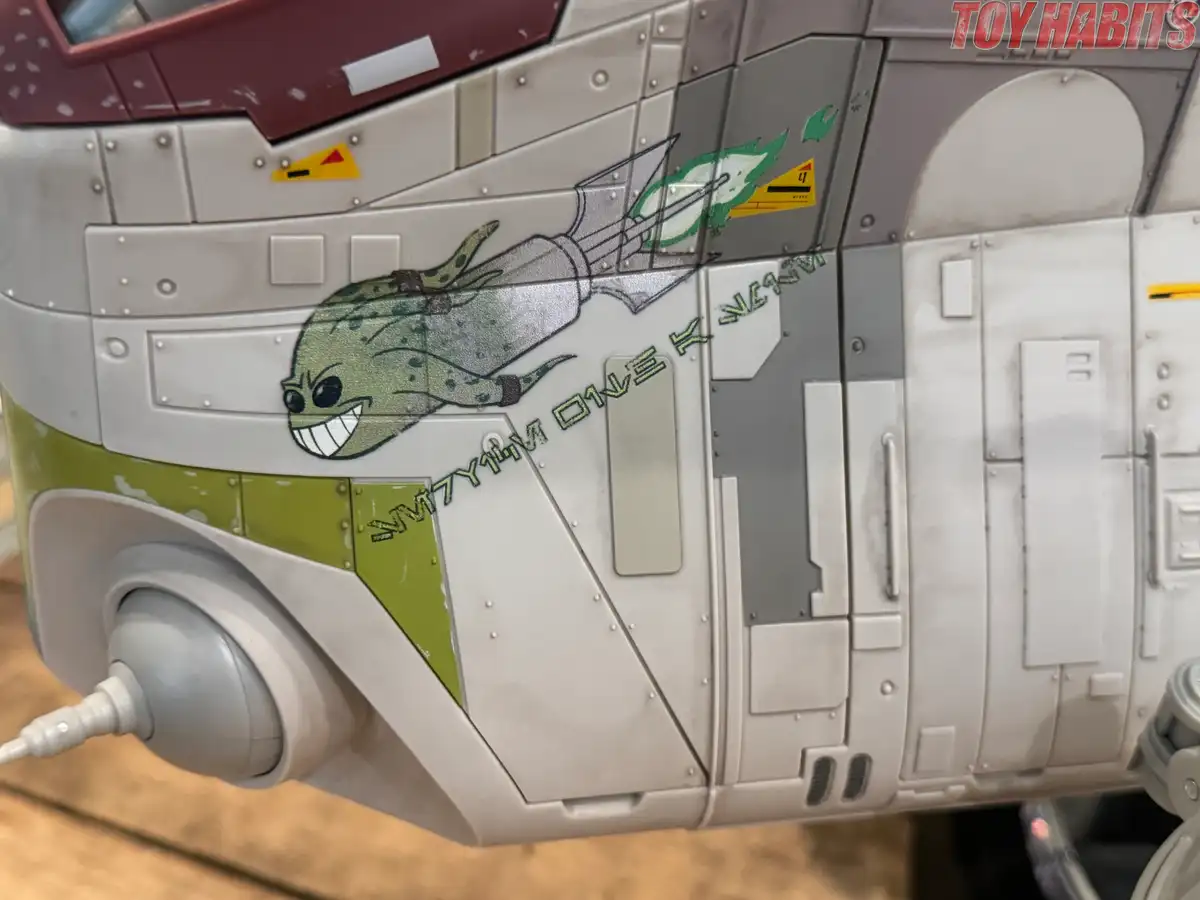 LAAT i Republic Gunship Star Wars HasLab In Hand Review 13