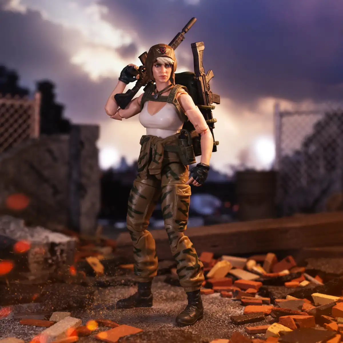 G.I. JOE CLASSIFIED SERIES #231, DAINA OF THE OCTOBER GUARD (3)