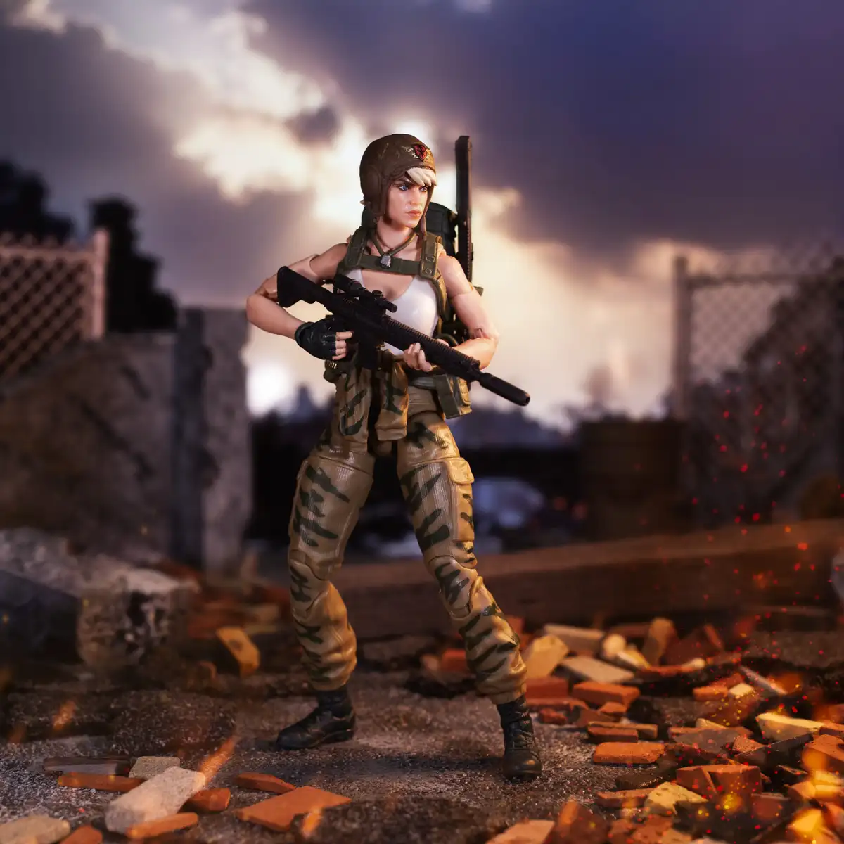G.I. JOE CLASSIFIED SERIES #231, DAINA OF THE OCTOBER GUARD (5)