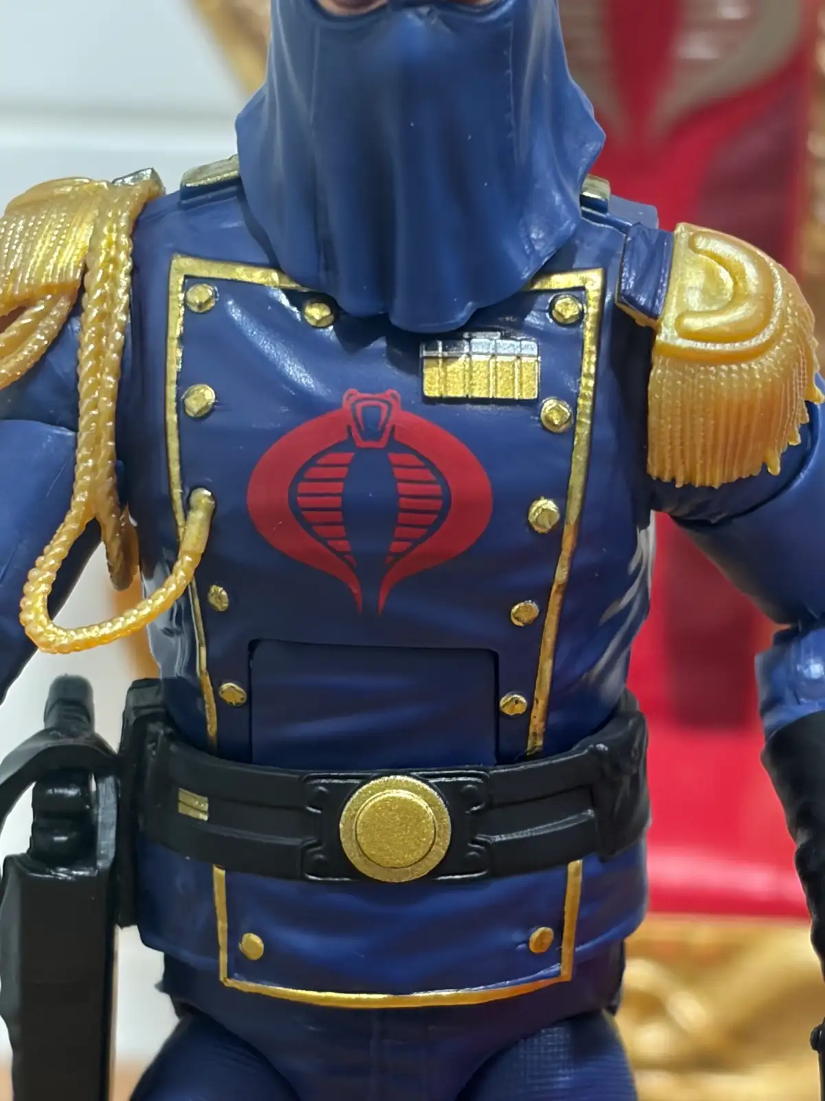 GI Joe Classified Series Cobra Commander with Throne Set IH 25