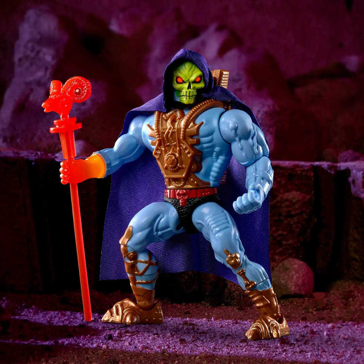 Masters of the Universe Origins Deluxe Laser Light Skeletor 01