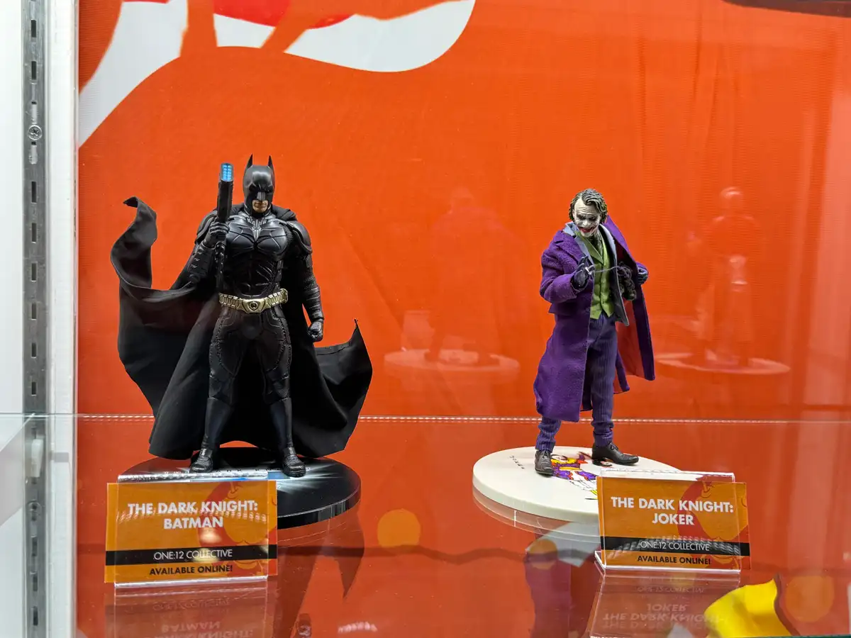 Mezco Batman and Joker NYCC 2026 Booth Images 1