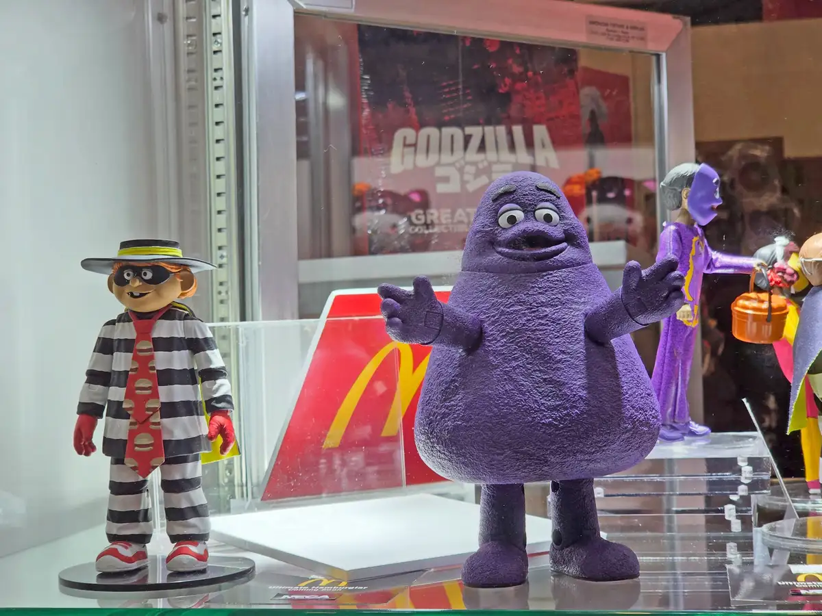 NECA McDonalds Ultimate Hamburglar 3