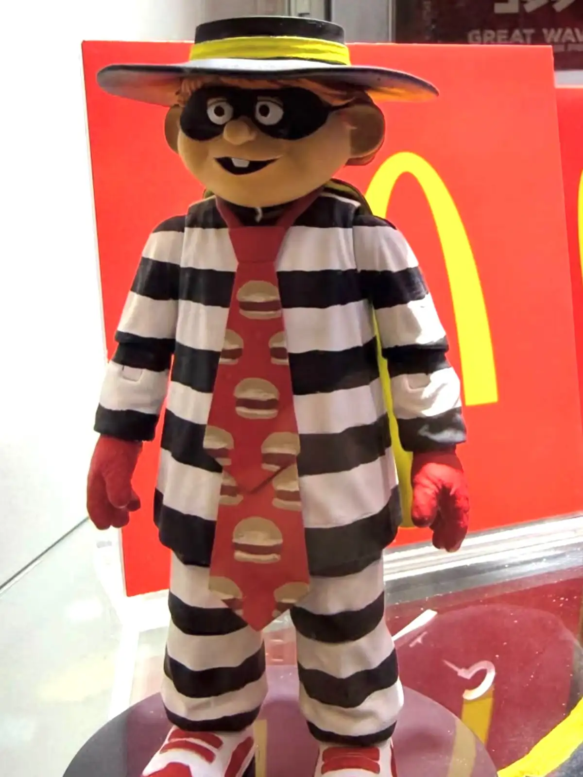 NECA McDonalds Ultimate Hamburglar NYCC 2026 1