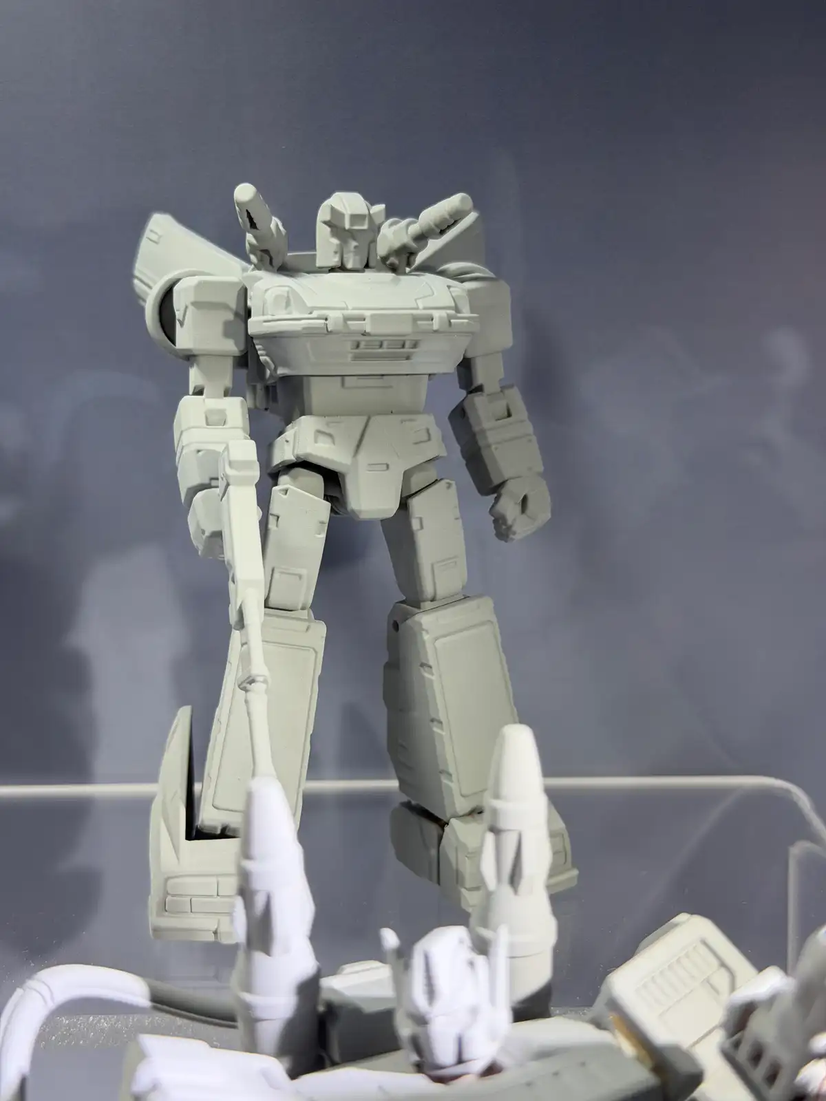 Prowl Auldey Transformers Alpha Action Elite Wonderdest Shangai 2026